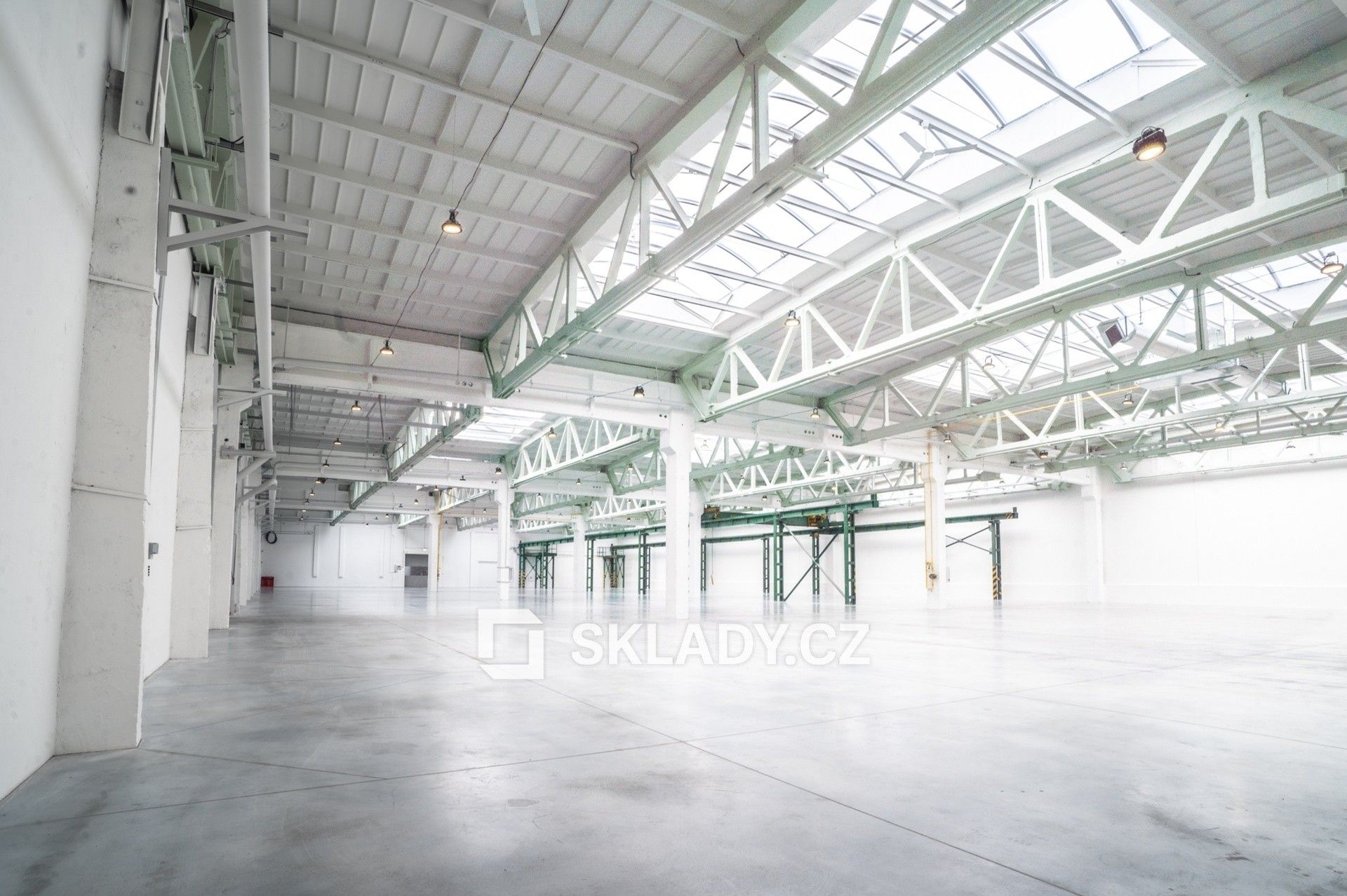 Sklady, Žirovnice, 24 500 m²