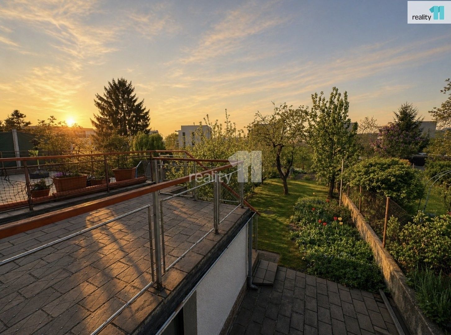 Rodinné domy, Odlehlá, Praha, 140 m² - 1