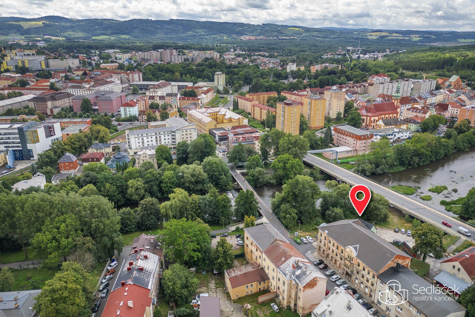 Prodej komerční - Nádražní, Sokolov, 1 600 m²