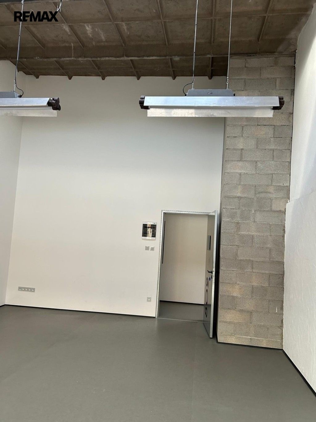 Pronájem kancelář - Bezručova 663, Rožnov pod Radhoštěm, 38 m² - 5