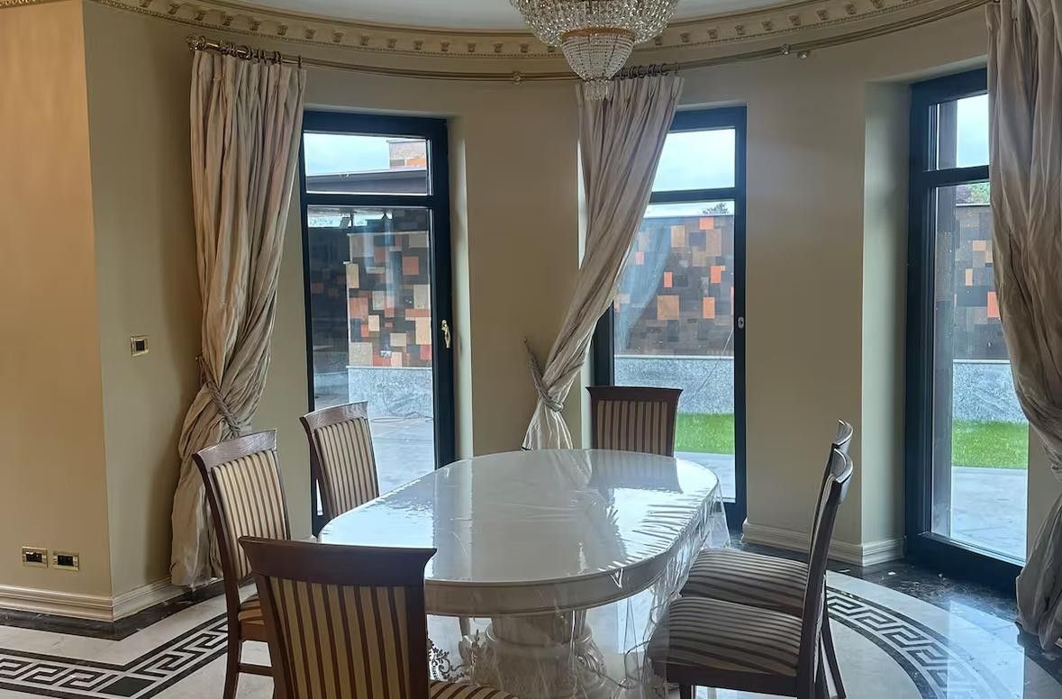 Pronájem rodinný dům - Na jahodách, Praha, 250 m²