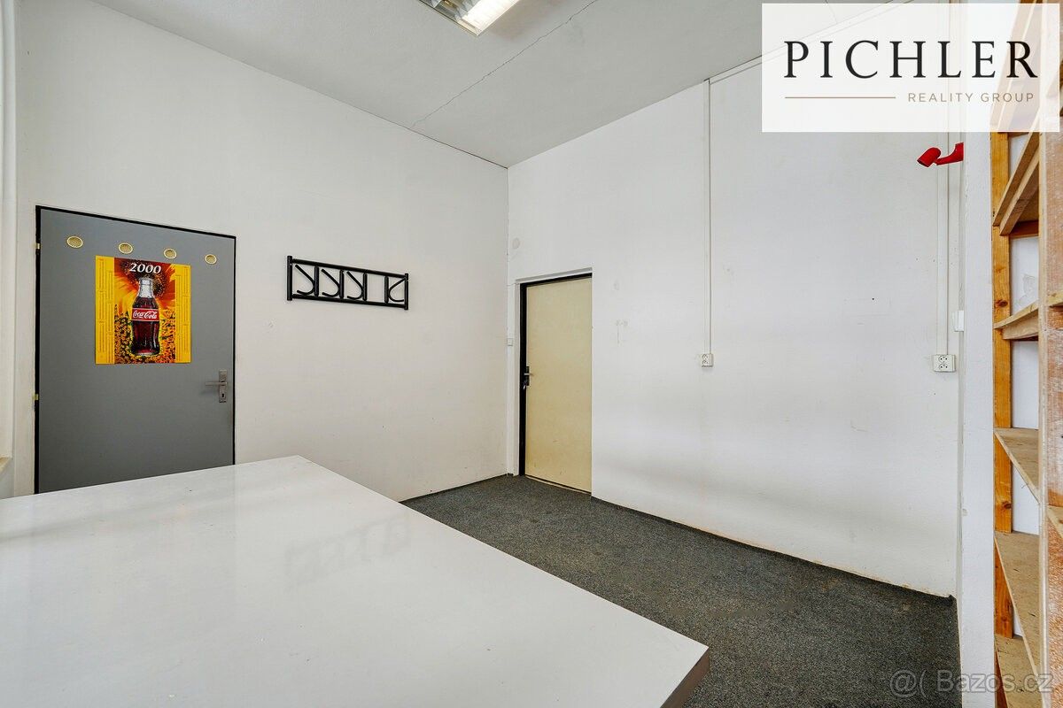 Pronájem kancelář - Plzeň, 323 00