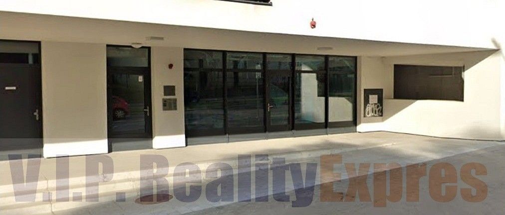 Obchodní prostory · 172 m² · Praha - Vysočany, okres Praha 9, Hlavní město Praha - 3