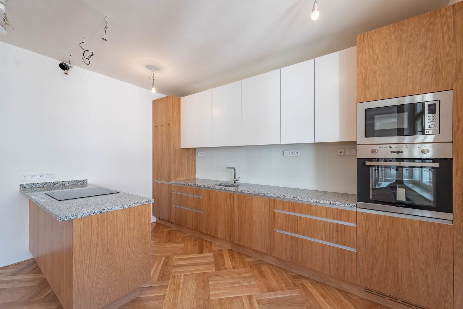 Pronájem byt 2+kk - Maiselova 57, Praha Josefov, 99 m² - 2