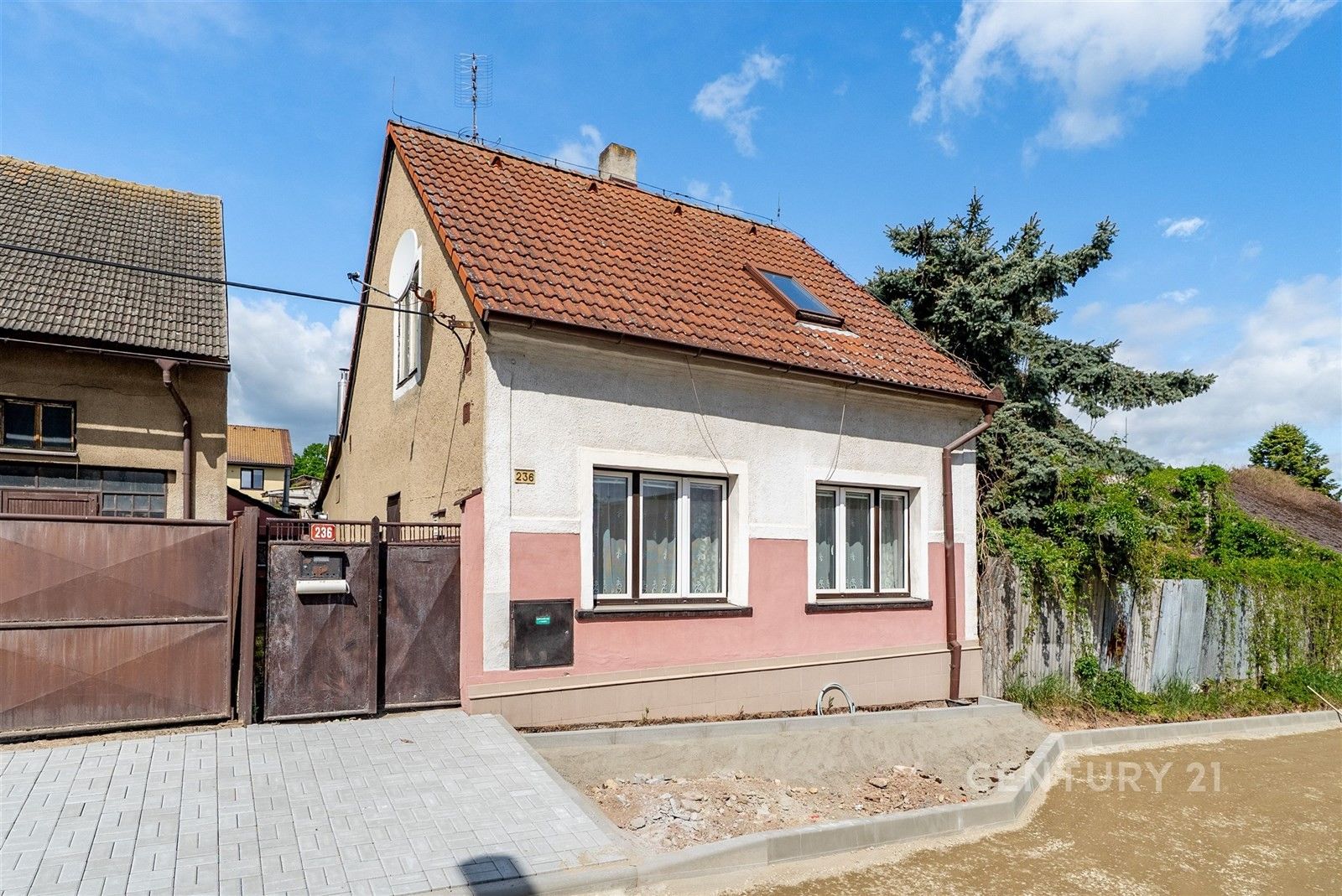 Rodinné domy, Za Humny I 236, Tuchlovice, 93 m² - 1