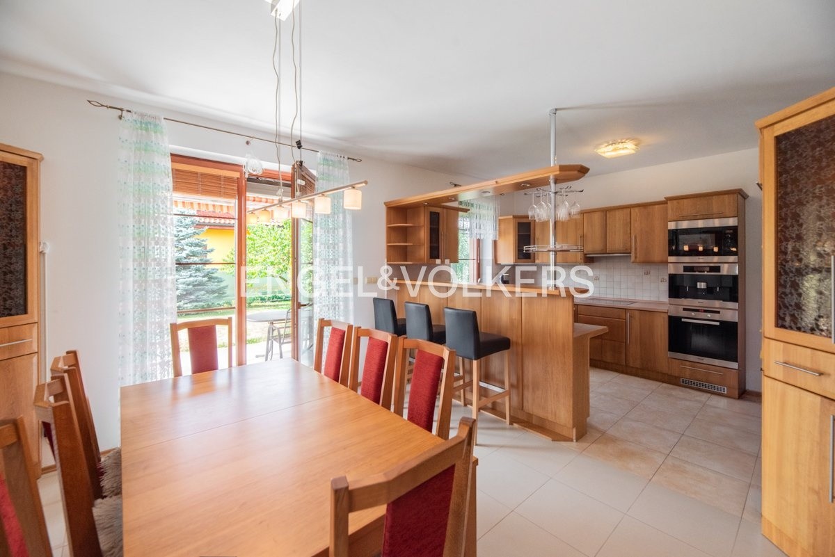 Rodinný dům · 270 m² · Roithova 954, Praha Šeberov - 4