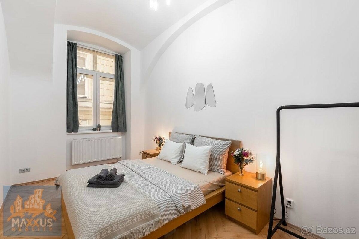 Prodej byt 3+1 - Praha, 110 00, 89 m²