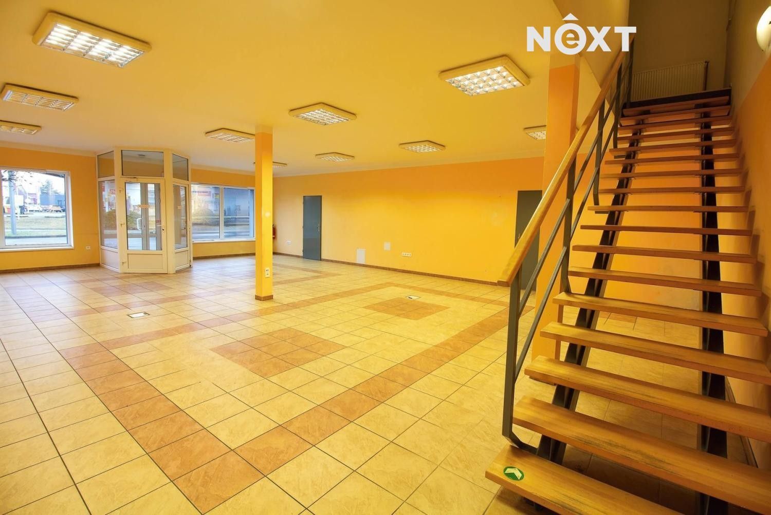 Pronájem obchodní prostory - Tovární 315, Chrudim, 200 m²