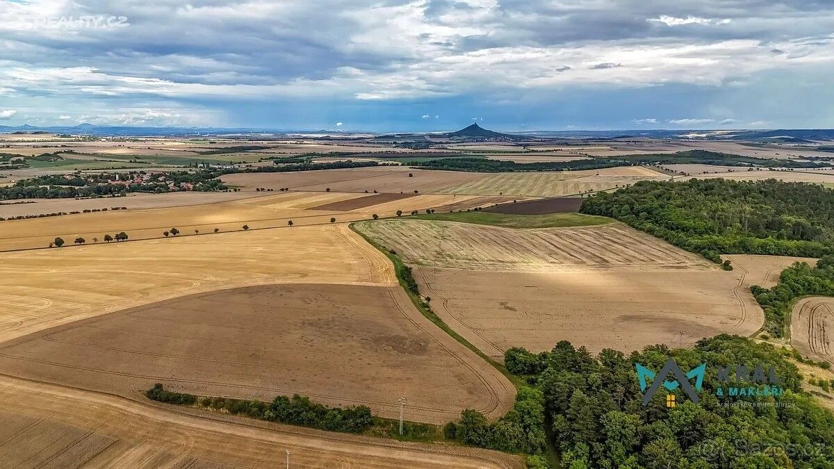 Pozemky pro bydlení, Třebenice, 411 13