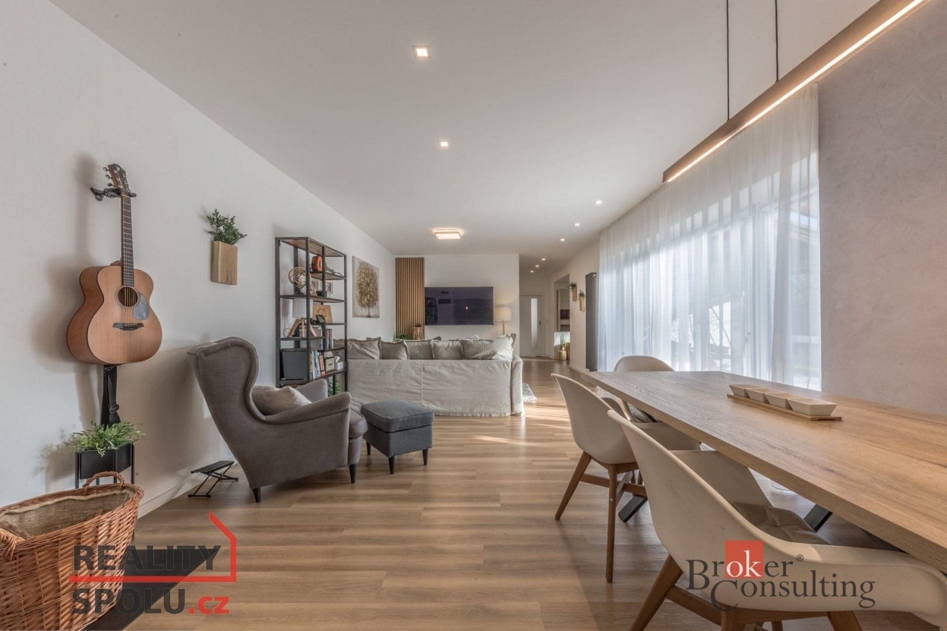 Prodej rodinný dům - U Rybníka, Zlonín, 291 m²