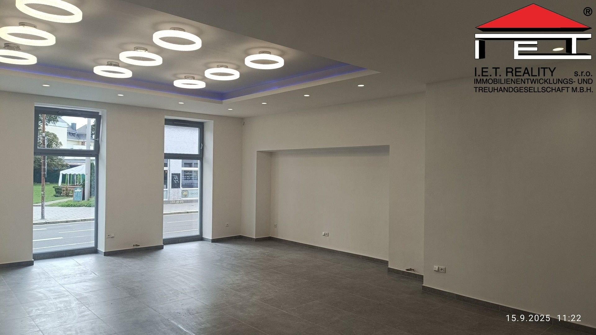 Pronájem obchodní prostory - Olomoucká, Opava, 170 m²