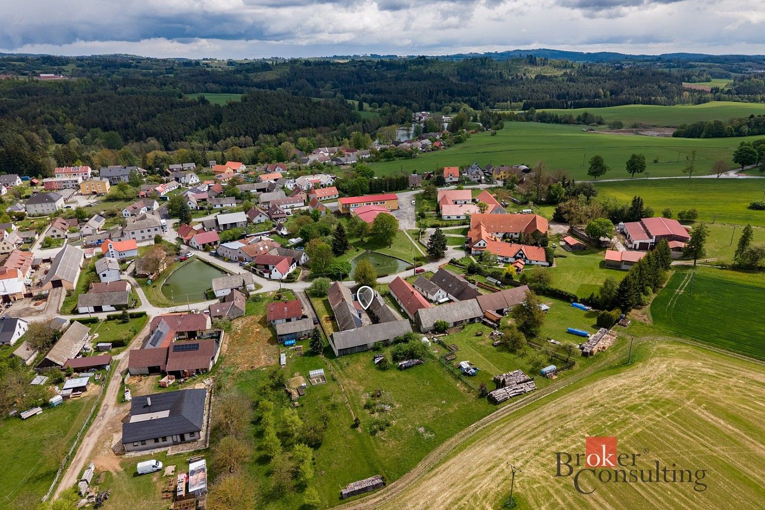 Rodinný dům · 400 m² · Zahrádky, okres Jindřichův Hradec, Jihočeský kraj - 4