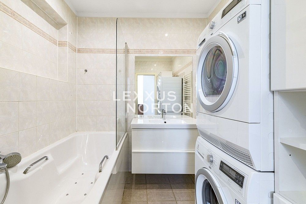 Byt 4+kk · 150 m² · Praha - Vinohrady, okres Praha 3, Hlavní město Praha - 4