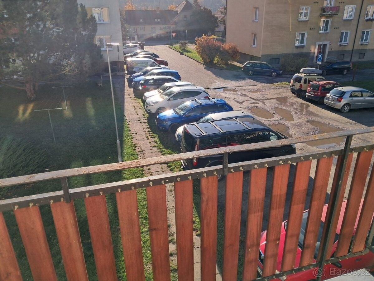 Pronájem byt - Týnec nad Sázavou, 257 41