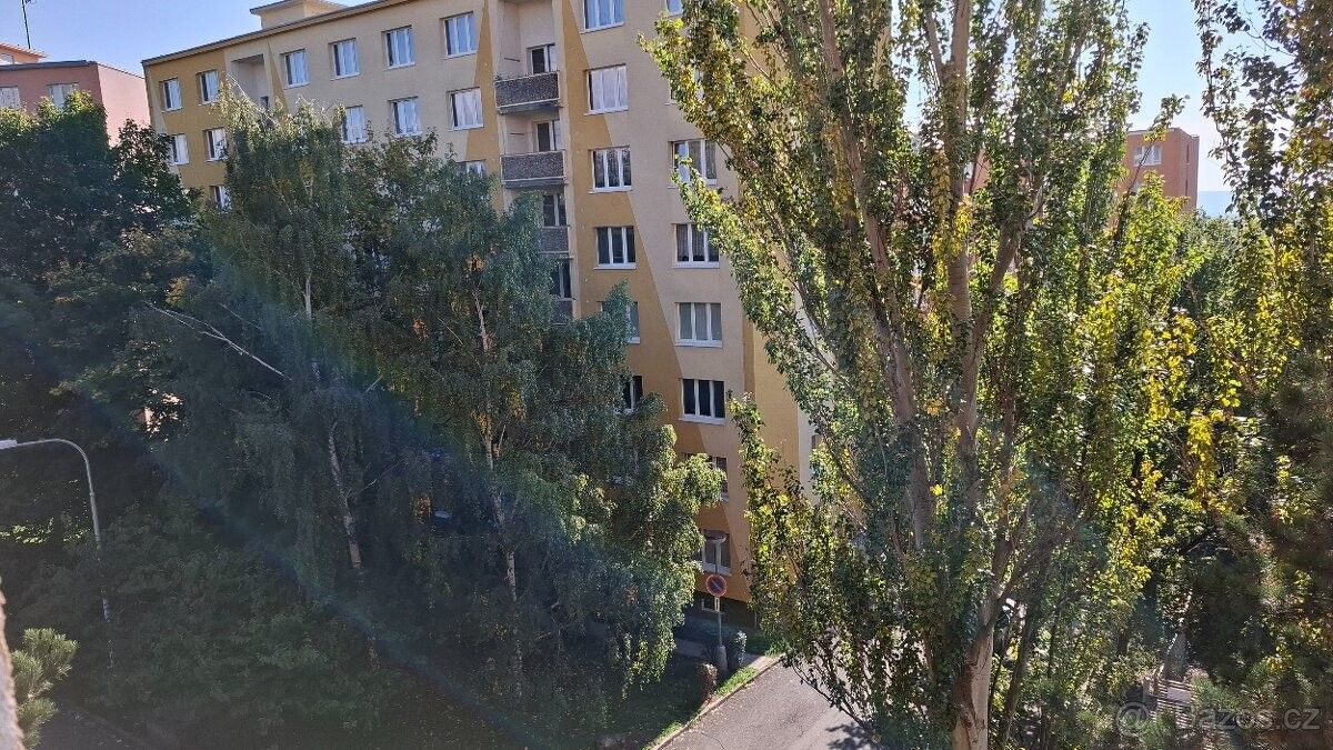 Pronájem byt - Chomutov, 430 04