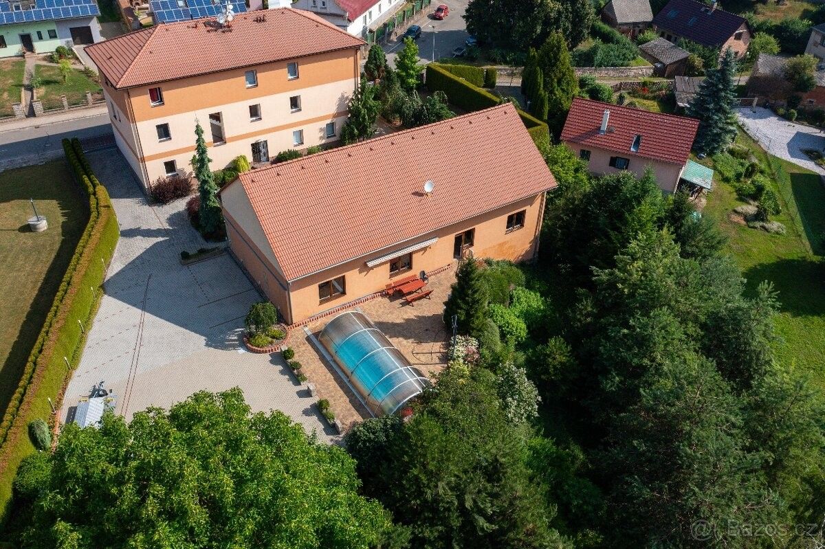 Rodinné domy, Smiřice, 503 03 - 2