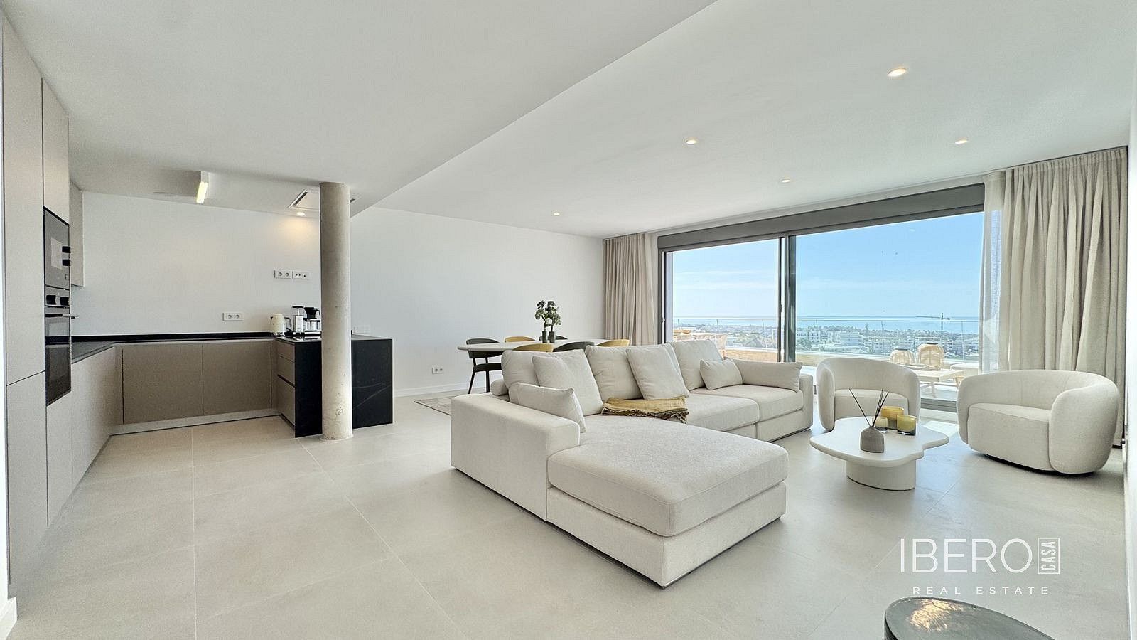 4+kk, Selwo, Španělsko, 165 m² - 2