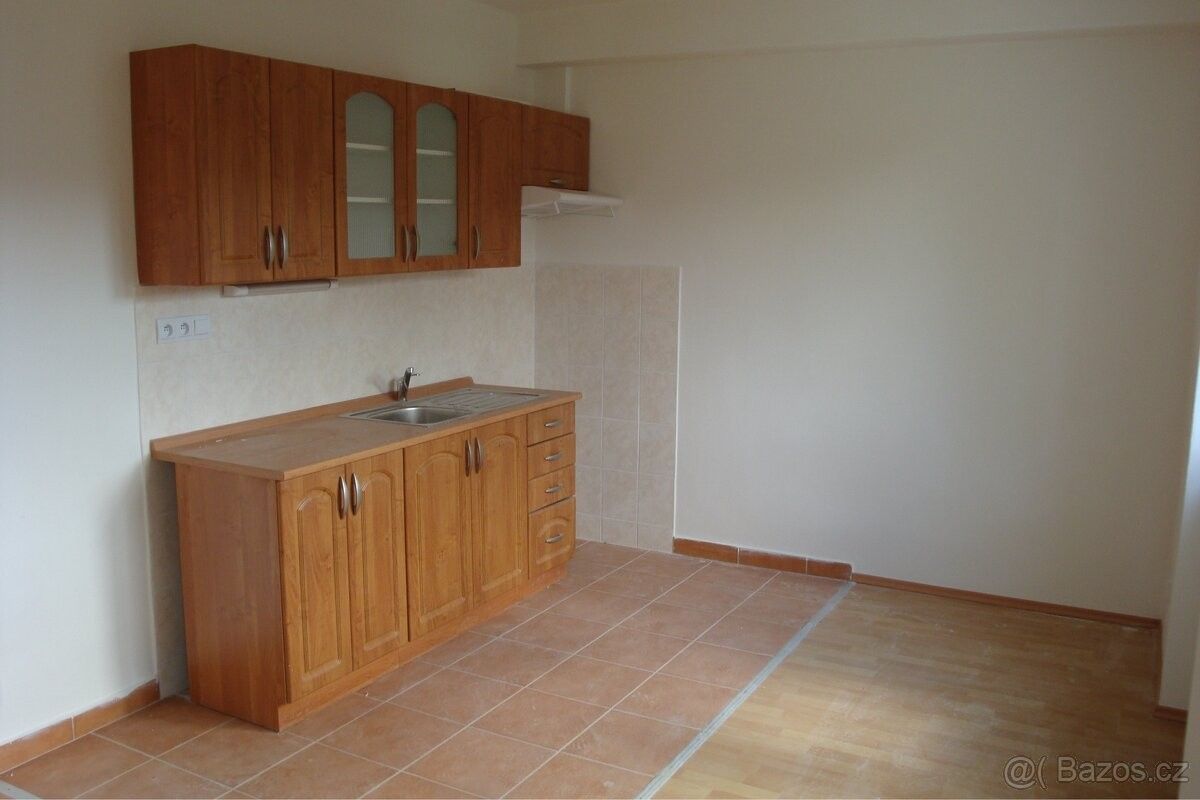 Pronájem byt - Chomutov, 430 01