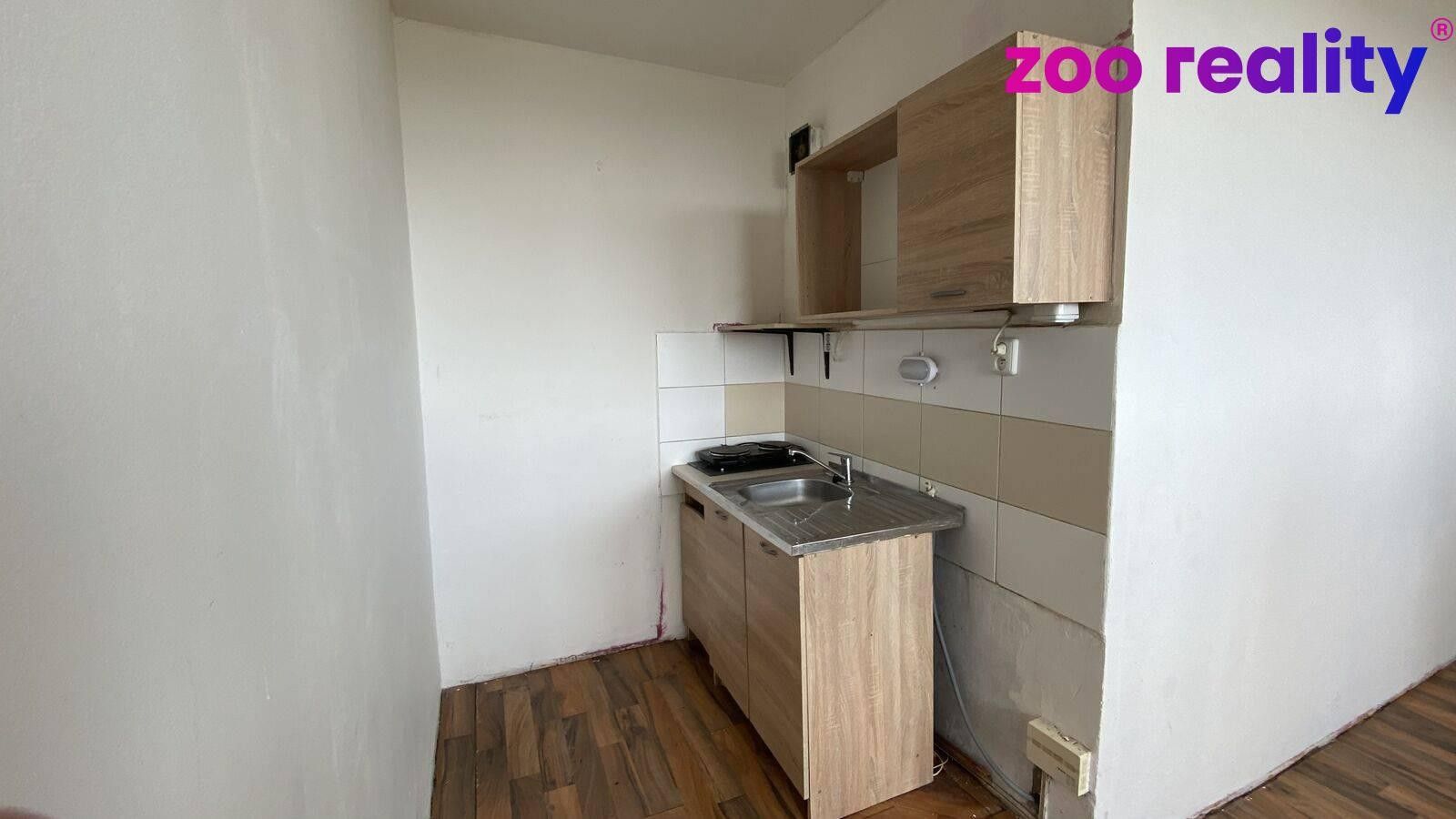 Byt 1+kk · 23 m² · Březenecká 4750, Chomutov - 3