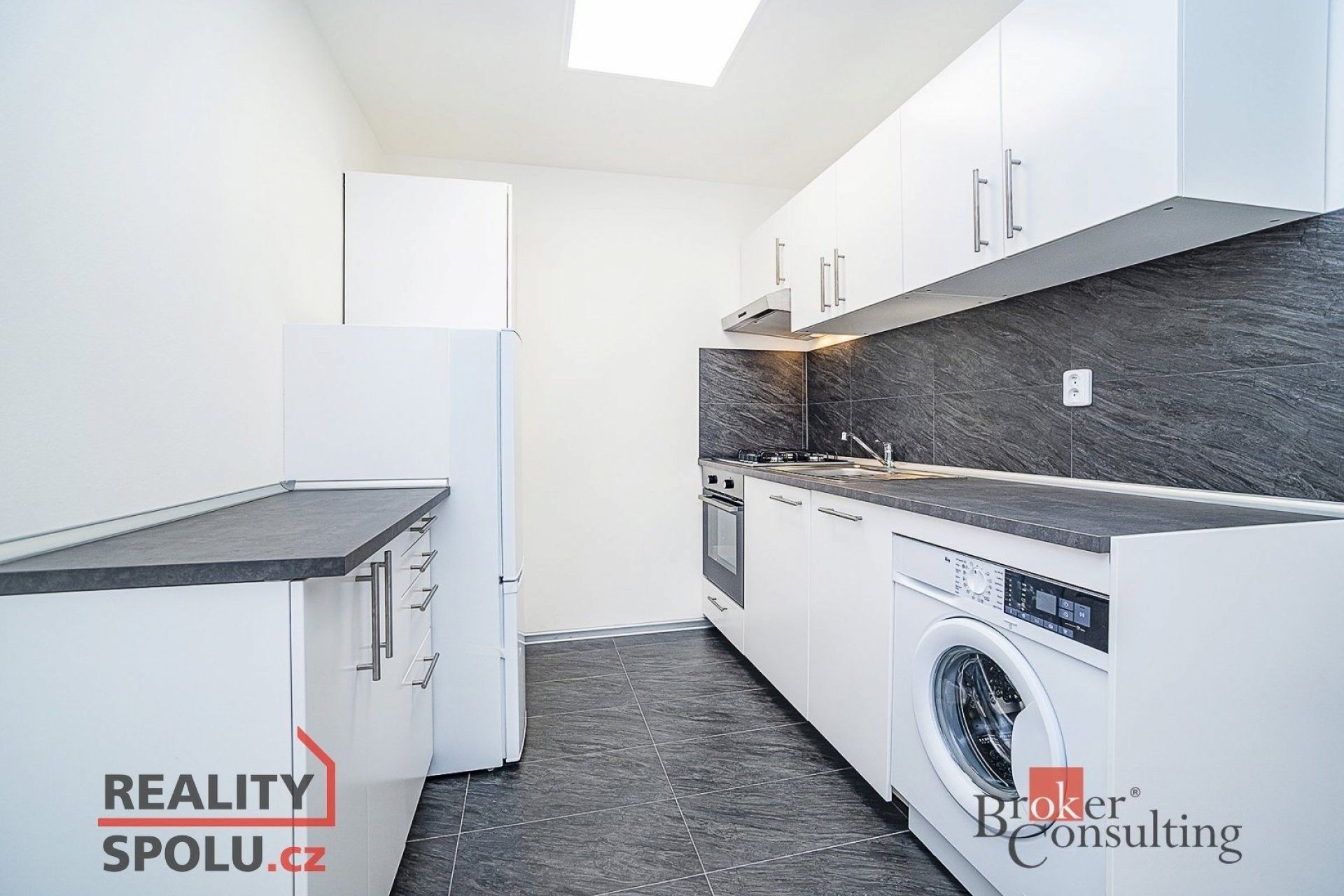 2+kk, U Sluncové, Praha, 40 m²