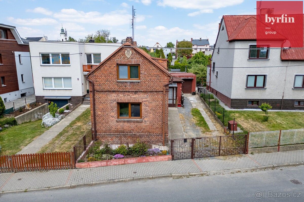 Rodinné domy, Kravaře u Hlučína, 747 21