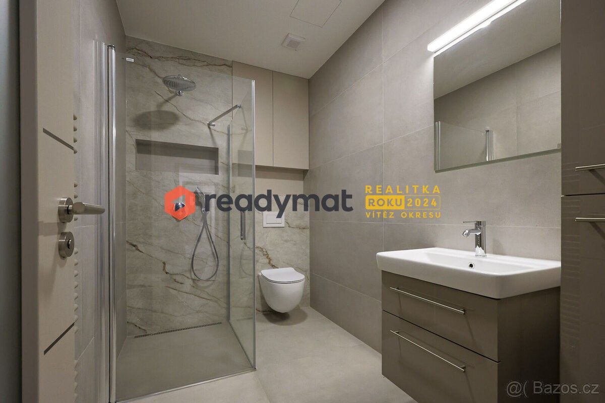 Pronájem byt - Dubňany, 696 03