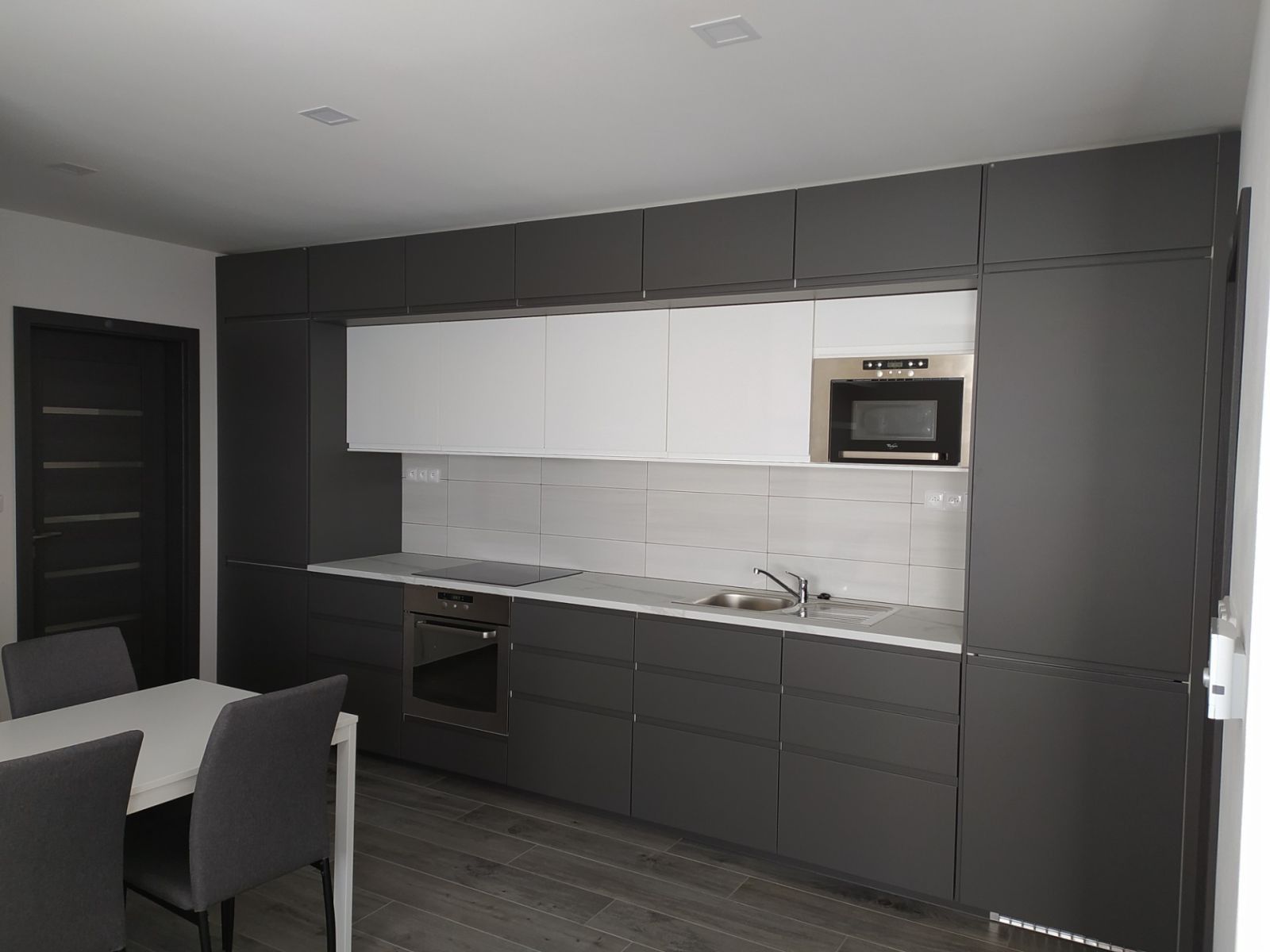 2+kk, Čisovická, Mníšek pod Brdy - Mníšek pod Brdy, Středočeský kraj, 42 m² - 1