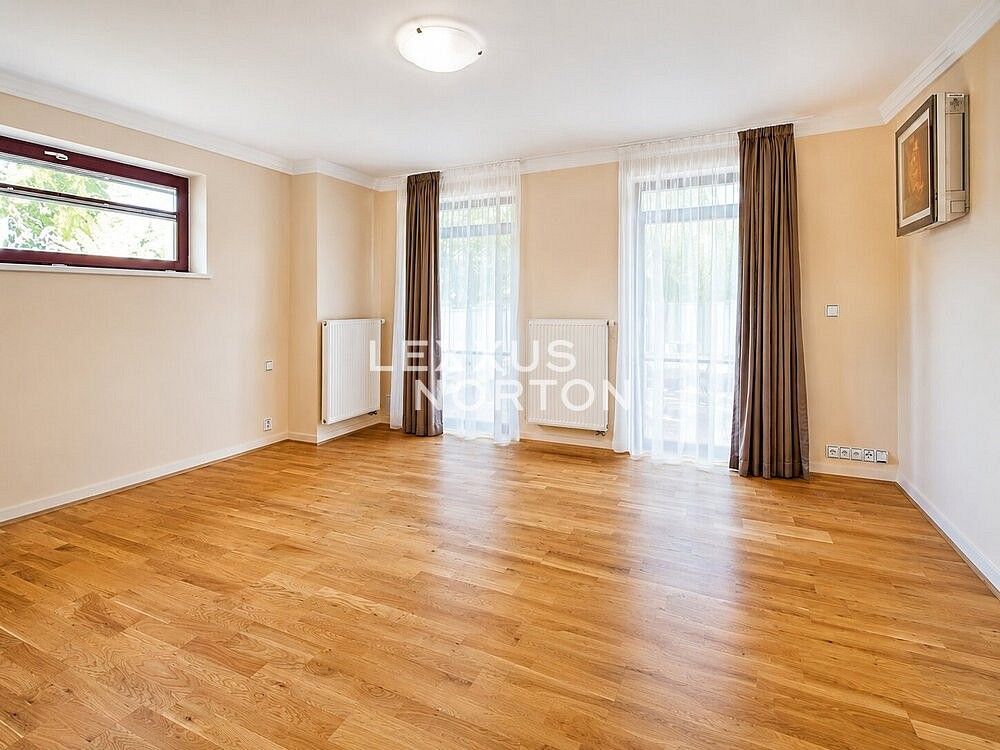 Rodinný dům · 350 m² · Praha - Veleslavín, okres Praha 6, Hlavní město Praha - 3