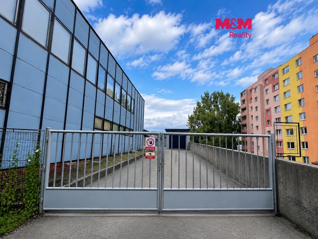 Garáže, Kopřivnice, 40 m² - 1