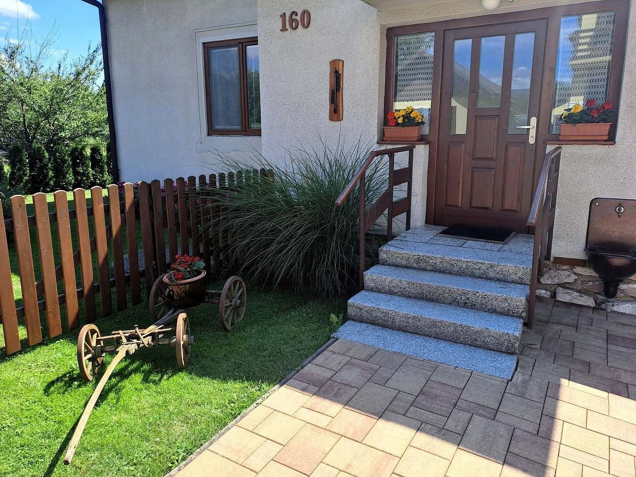 Chaty, Vrchlabí - Podhůří-Harta, Královéhradecký kraj - 2
