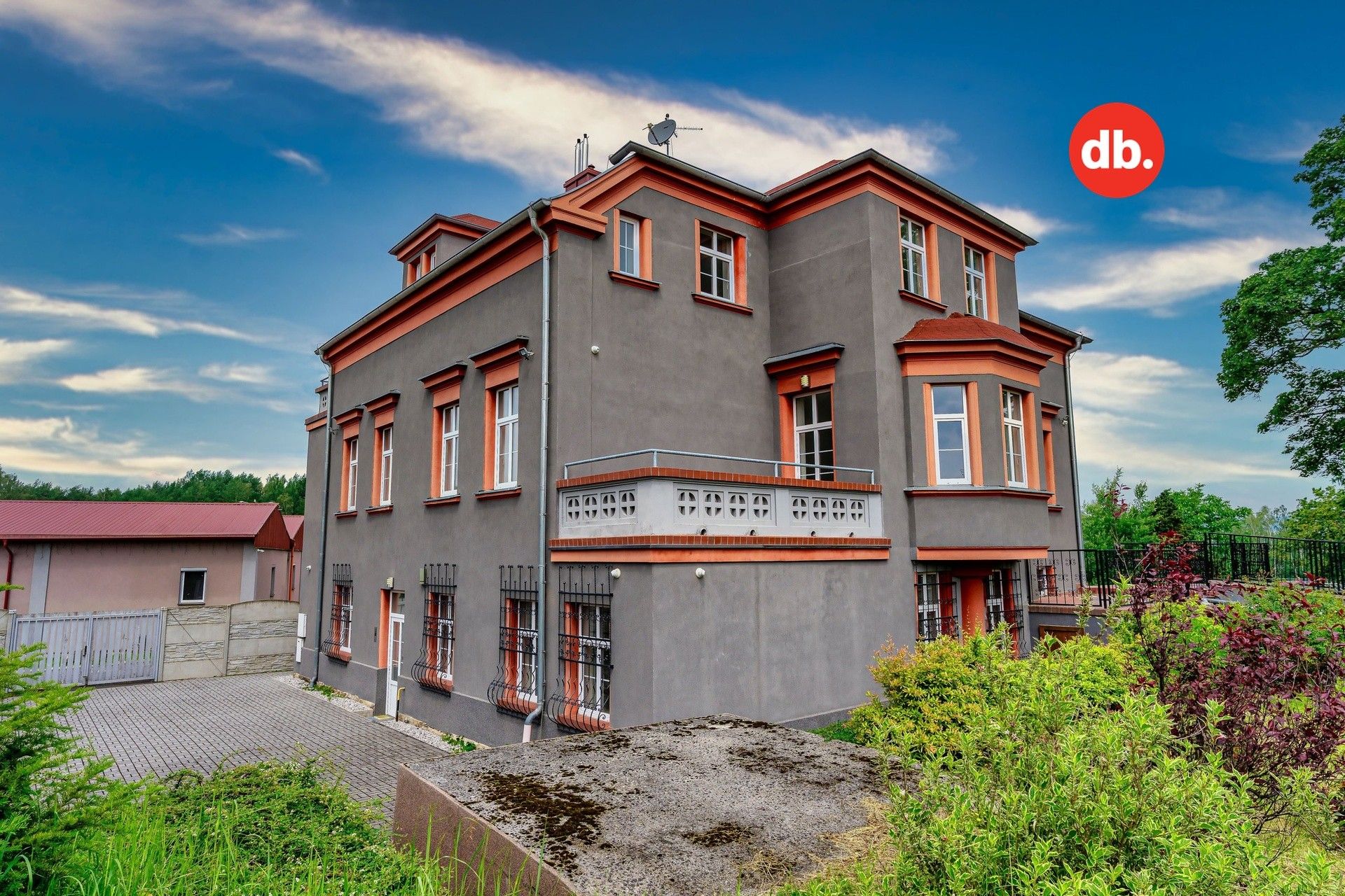 Rodinné domy, Horní 371, Chodov, 750 m² - 1