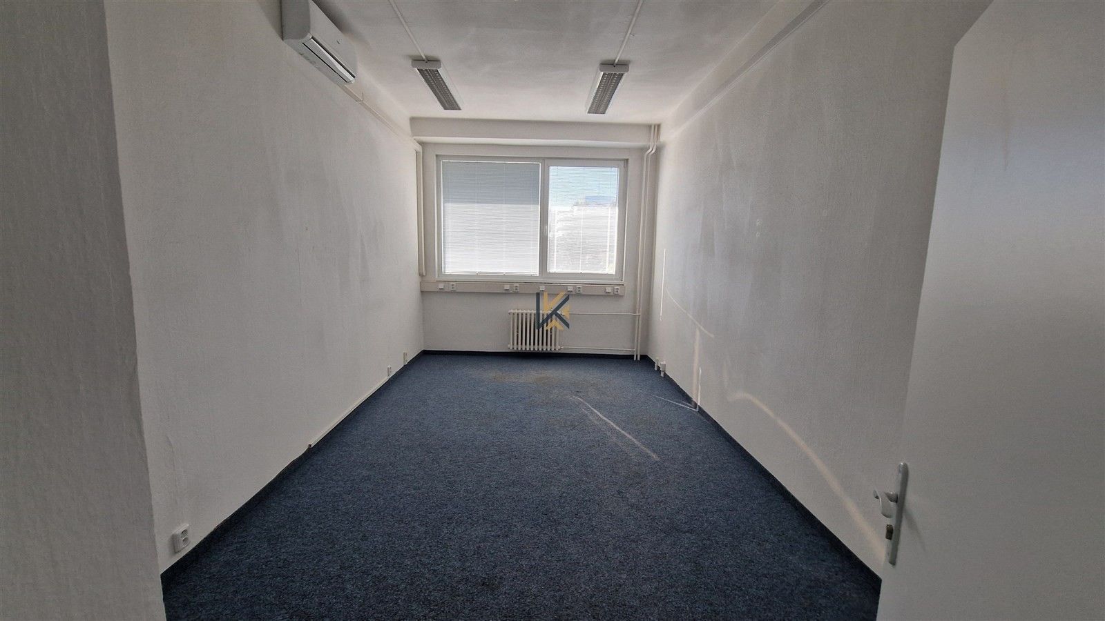 Pronájem kancelář - Kaplanova, Praha, 42 m²