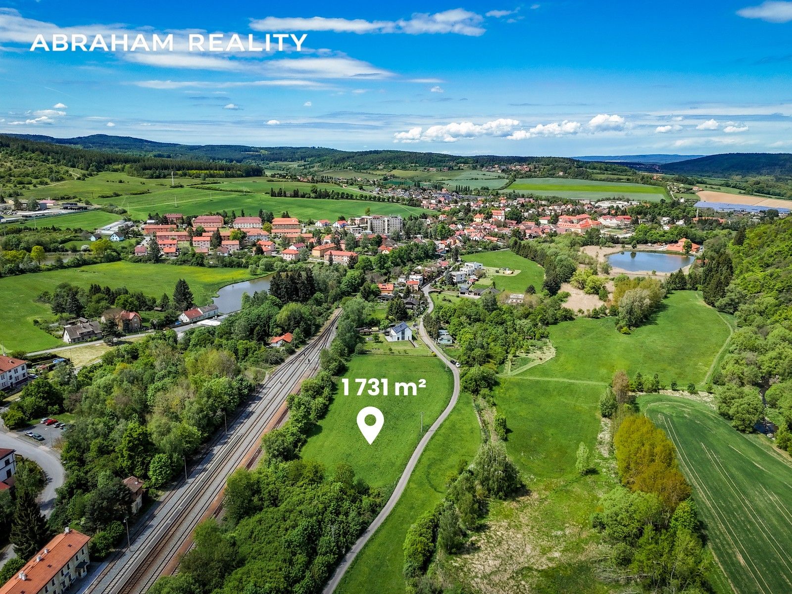 Pozemky pro bydlení, Jince, 1 731 m² - 1