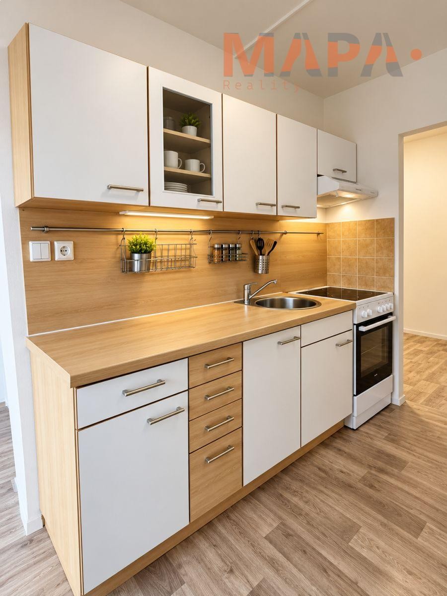 3+1, Jana Ámose Komenského, Klášterec nad Ohří Miřetice u Klášterce nad Ohří, 76 m² - 1