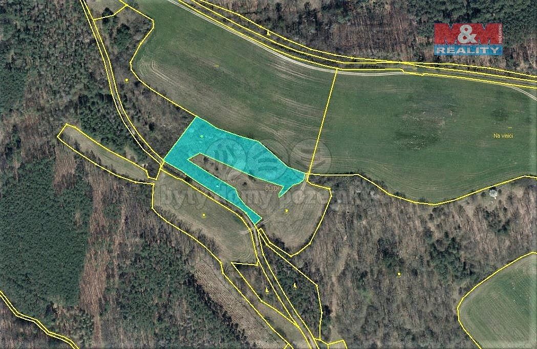 Louka, 5 477 m²