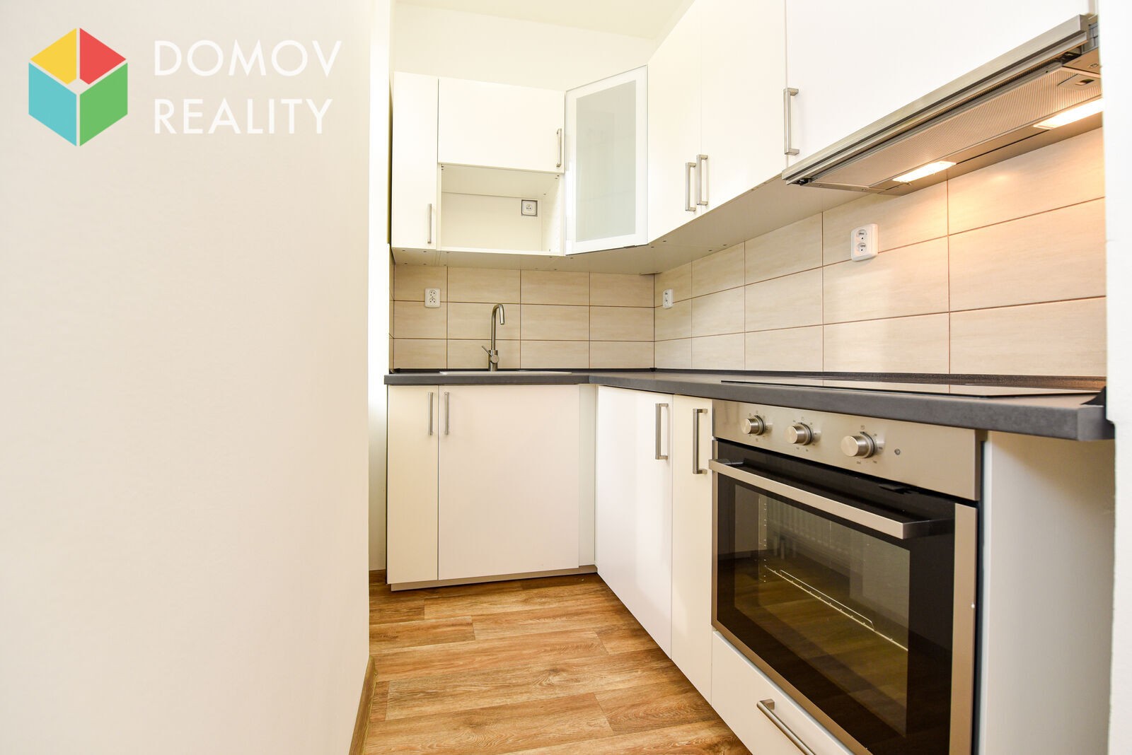 Byt 1+1 · 40 m² · Bezručova, Králův Dvůr - 3