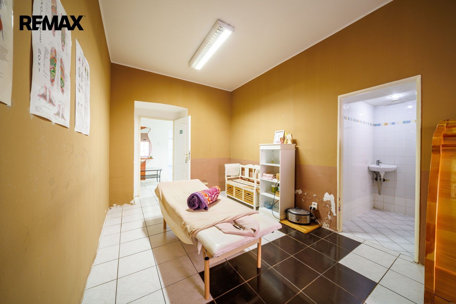 Obchodní prostory · 115 m² · K. Čapka 1231, Karlovy Vary - 4