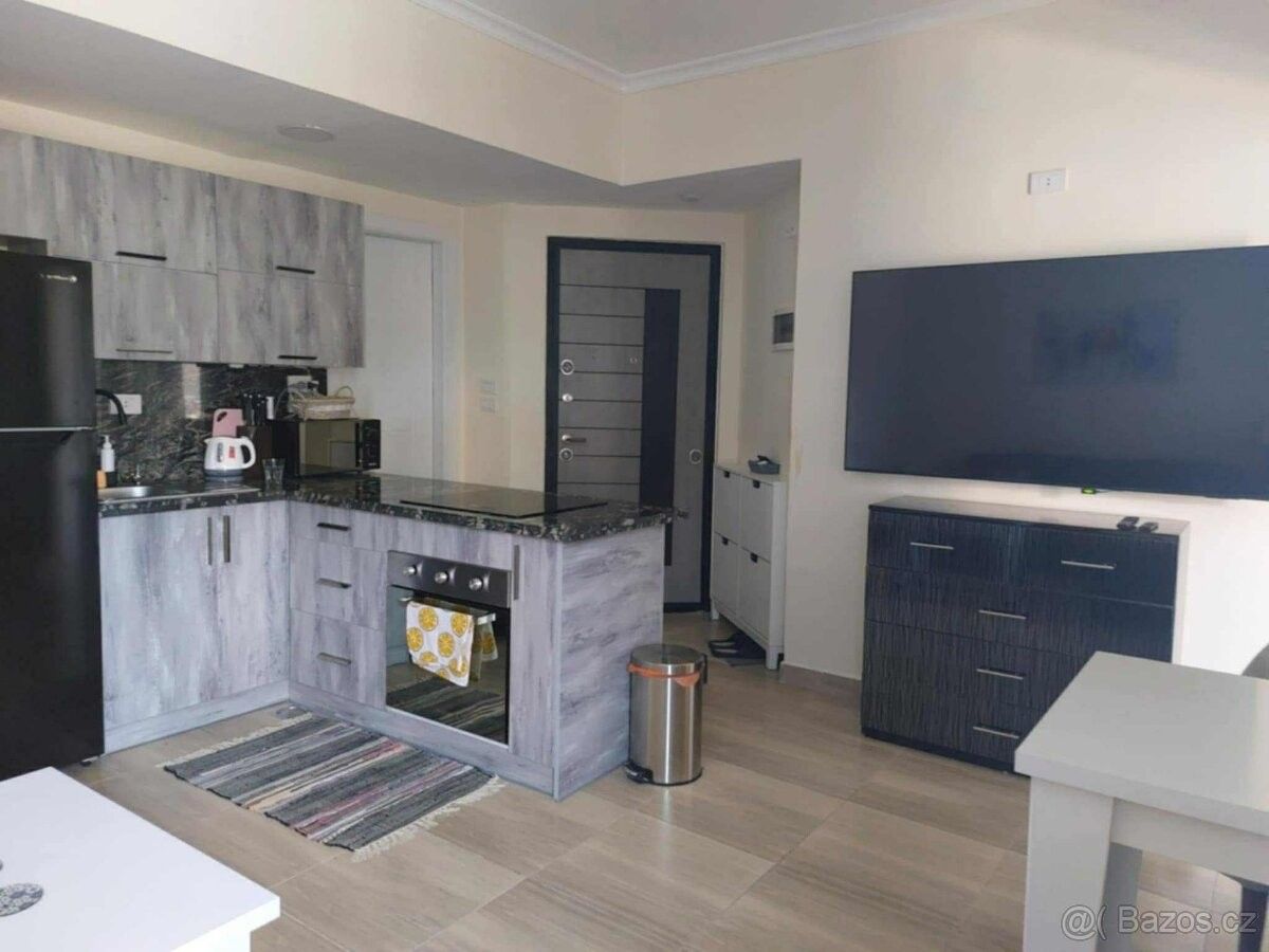 Prodej byt - 987 66, Zahraničí