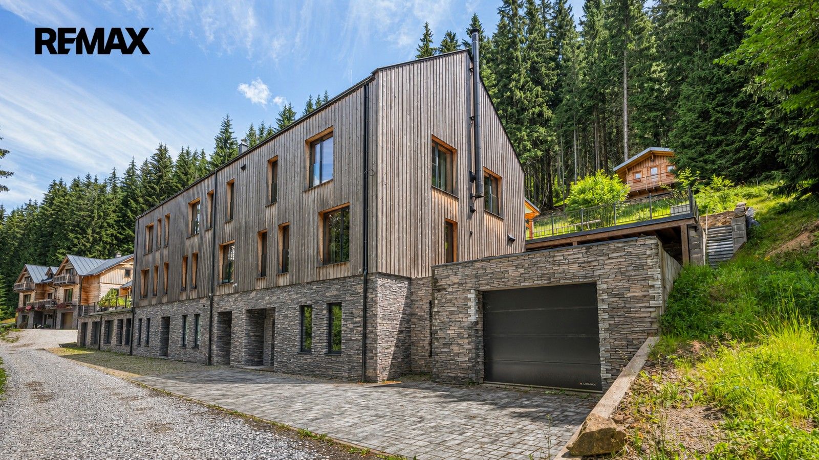 Rodinné domy, Pec pod Sněžkou, 439 m²