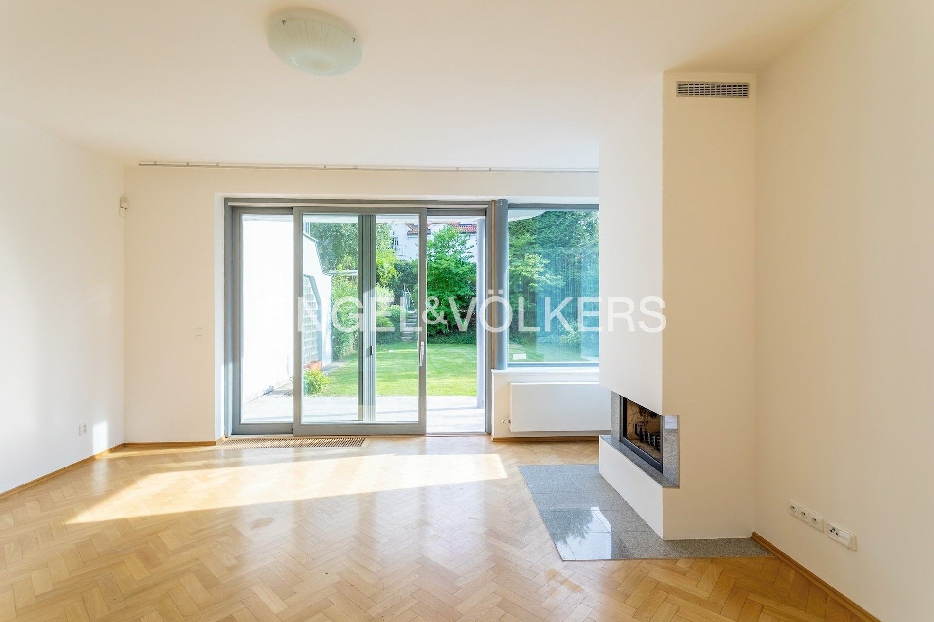 Rodinné domy, K vinicím 698, Praha Nebušice, 230 m²