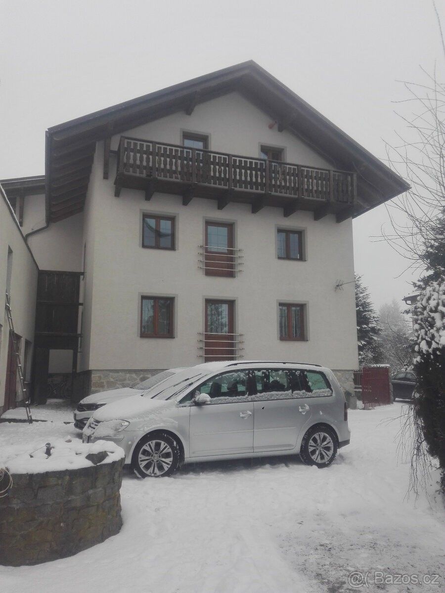 Pronájem byt - Křižanov, 594 51