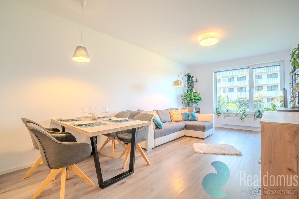 Prodej byt - Praha, 130 00