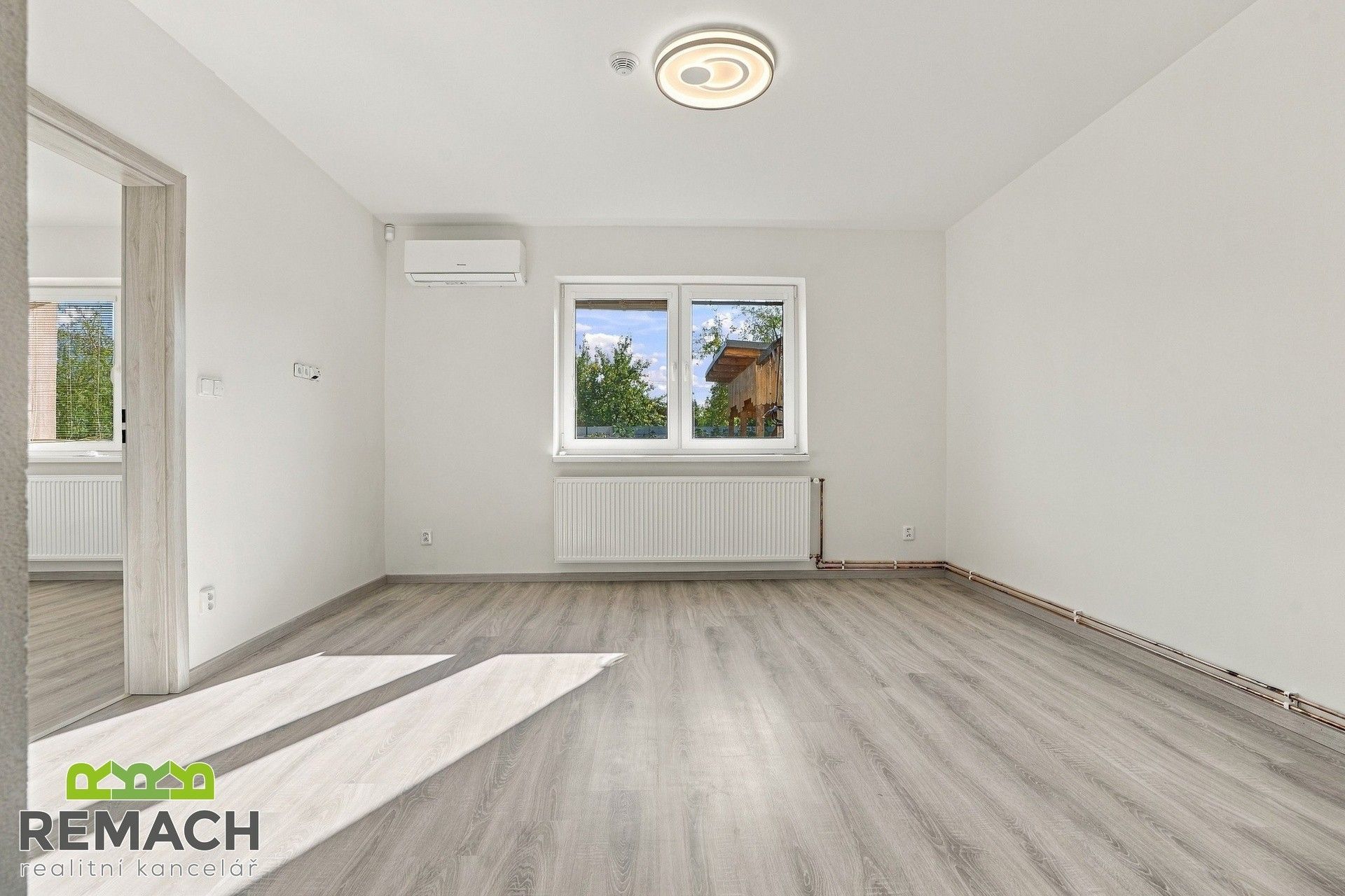 Byt 3+1 · 89 m² · K Větřáku, Hvozdná - 4
