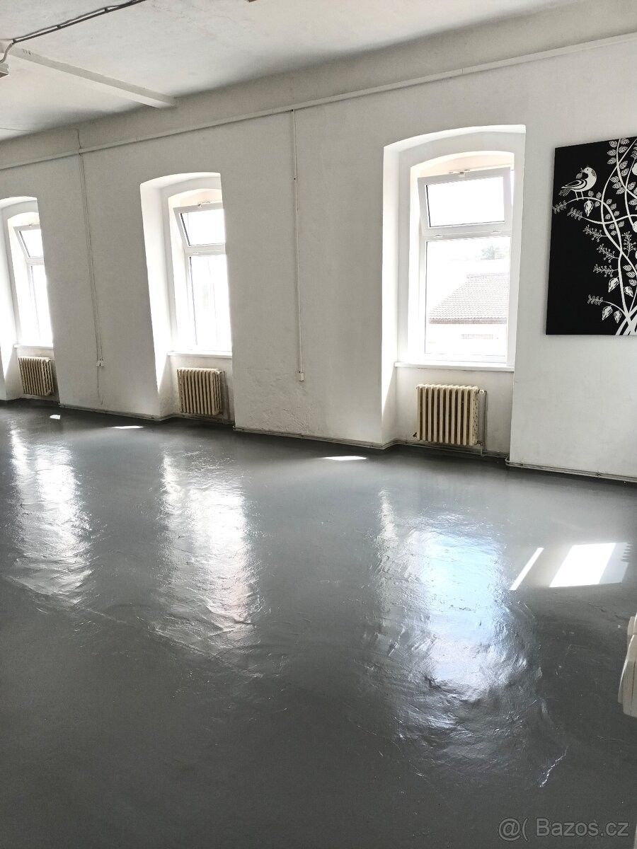 Pronájem sklad - Praha, 180 00