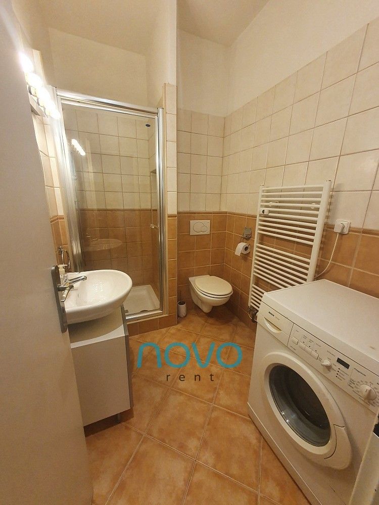 Byt 1+1 · 43 m² · Praha - Malá Strana, Hlavní město Praha - 4