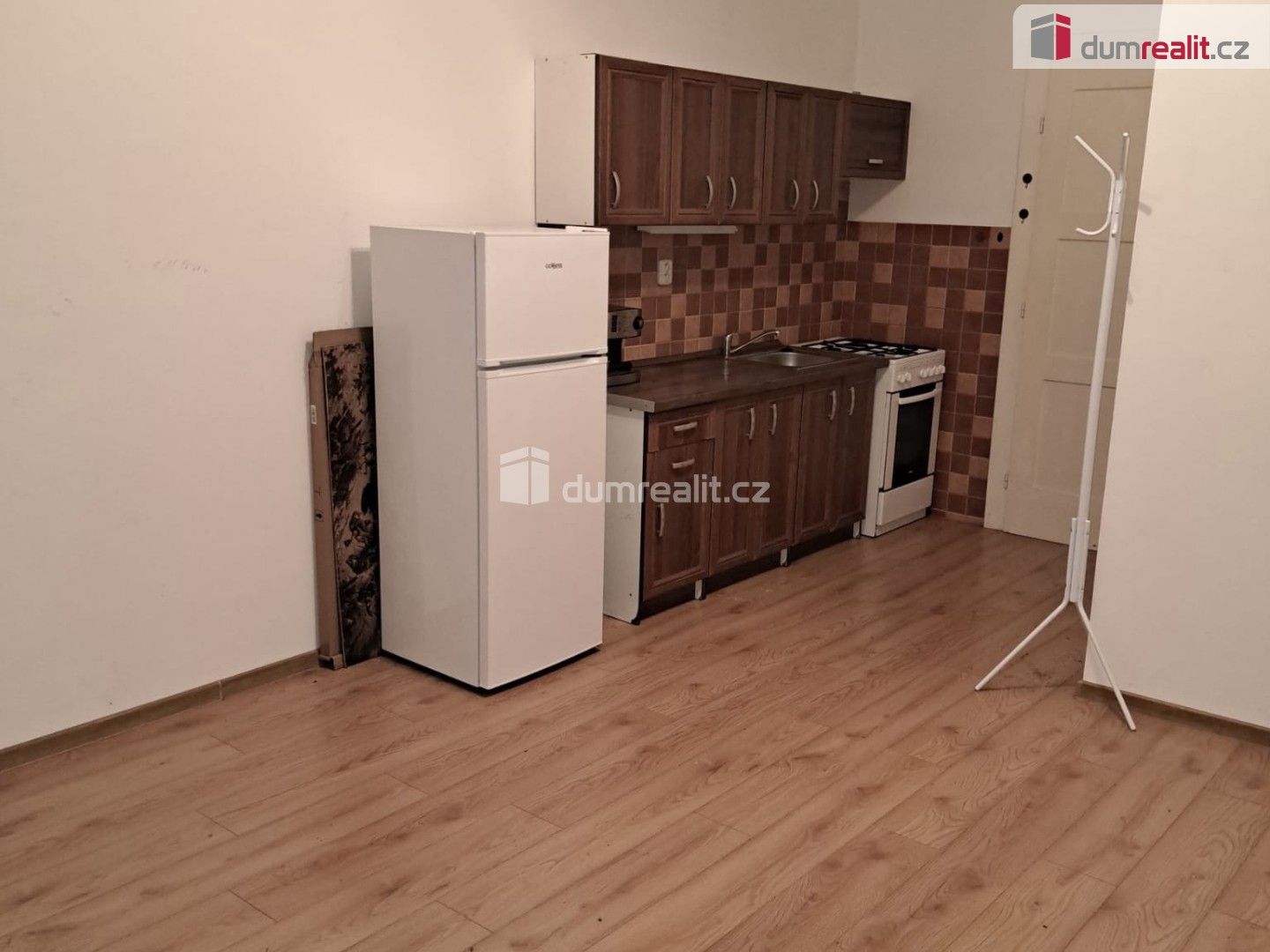 Pronájem byt 1+kk - Starochuchelská, Praha, 24 m²