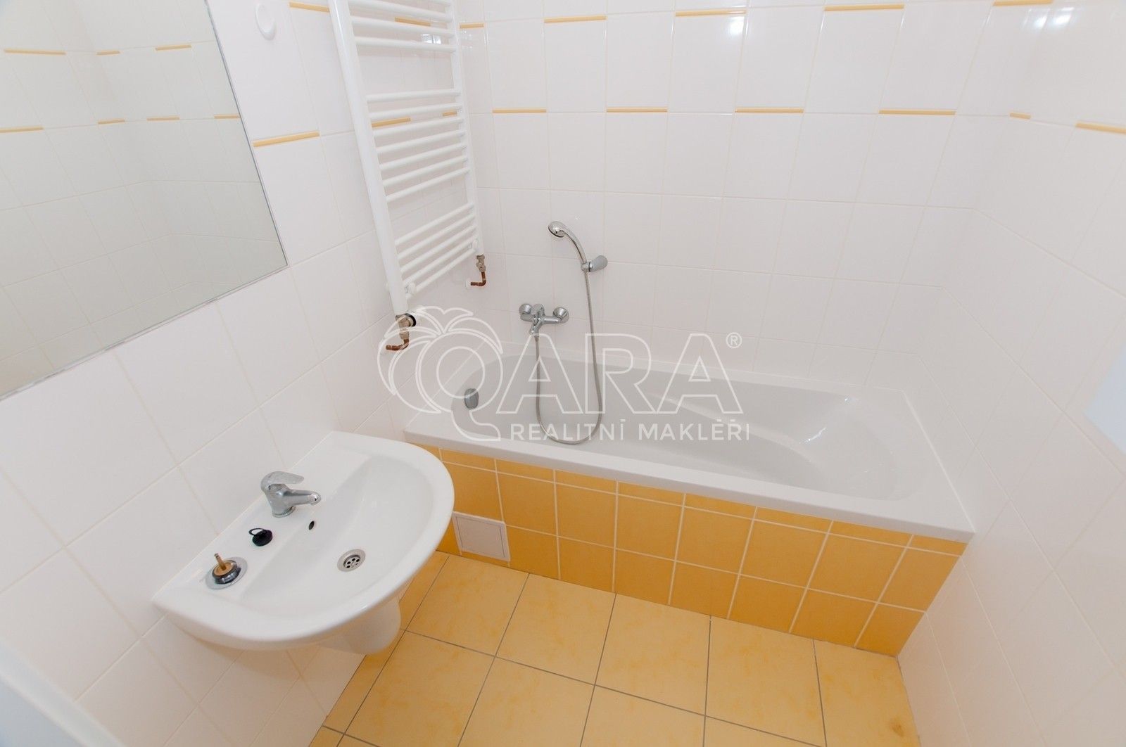 Pronájem byt 2+kk - Tyršova, Benešov, 55 m²