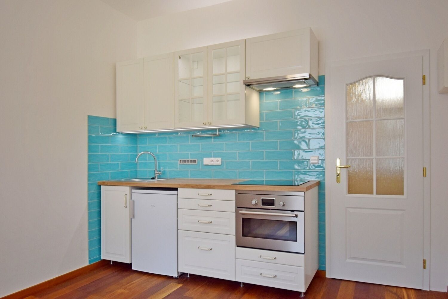 Pronájem byt 1+kk - Sevastopolská, Praha, 23 m² - 5