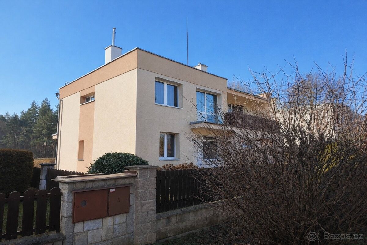 Rodinné domy, Dubňany, 696 03