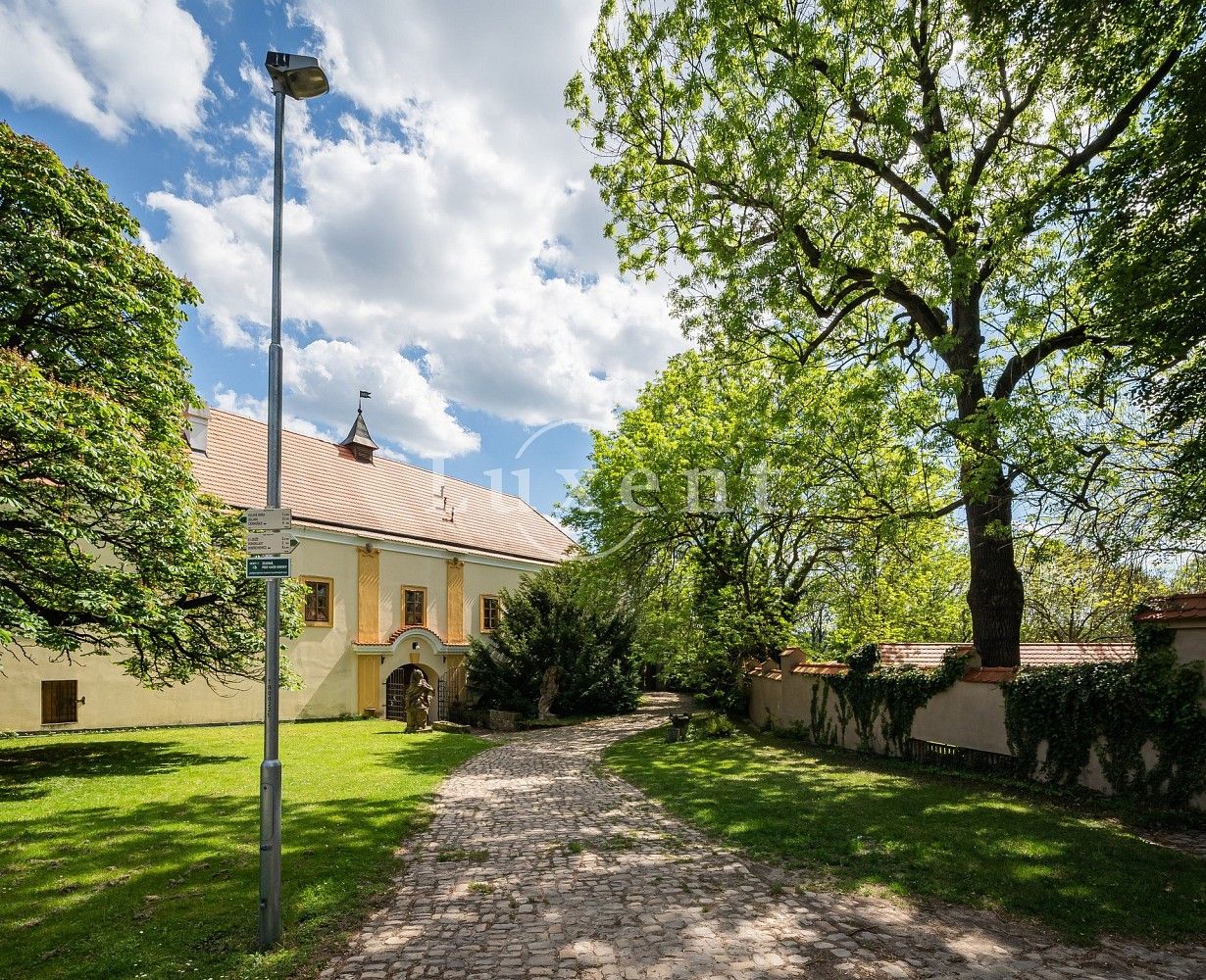 Rodinný dům · 2 500 m² · Třebotov, okres Praha-západ, Středočeský kraj - 4